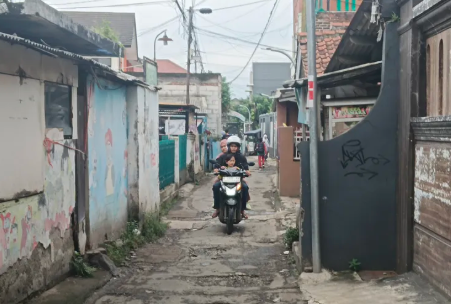 Admin Tim Facebook Khayalan Sedaging Yang Dibekuk di Bandung