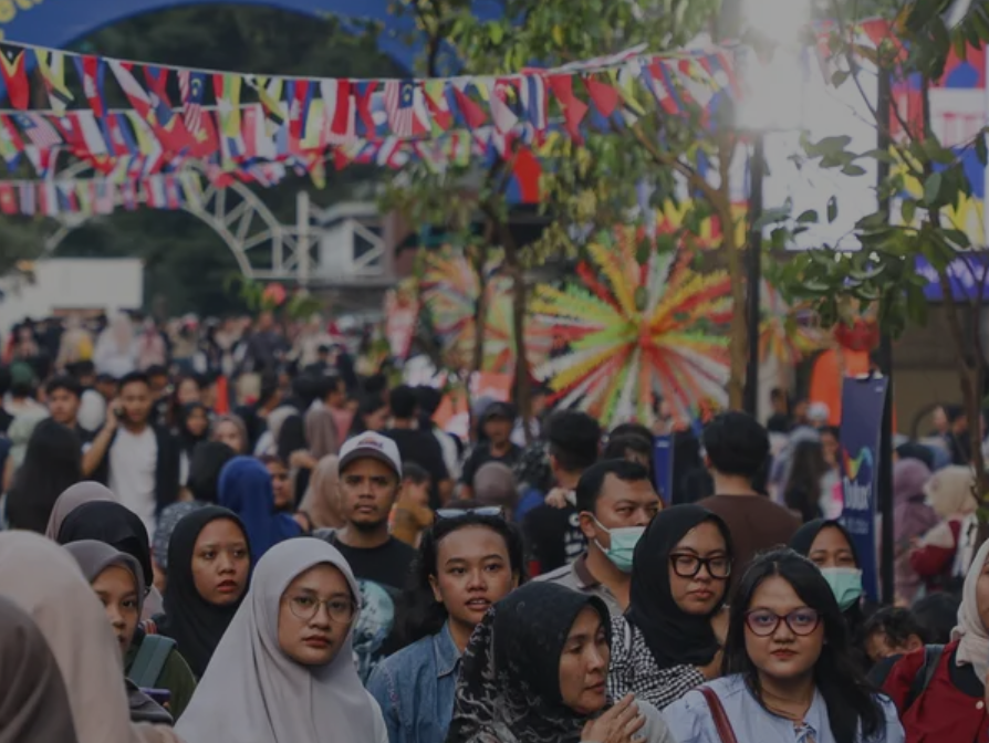Kepedulian Sosial dan Layanan Profesional Jadi Solusi