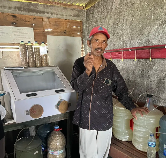 Karji, Pembimbing Pupuk Organik Cair