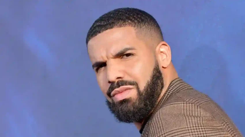 Rapper Drake dituduh dalam gugatan class-action menggunakan hasil dari Stake.us untuk memanipulasi jumlah streaming musik